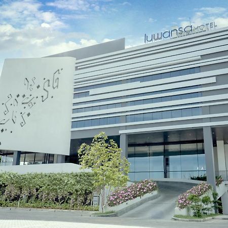 Luwansa Hotel And Convention Center 마나도 외부 사진