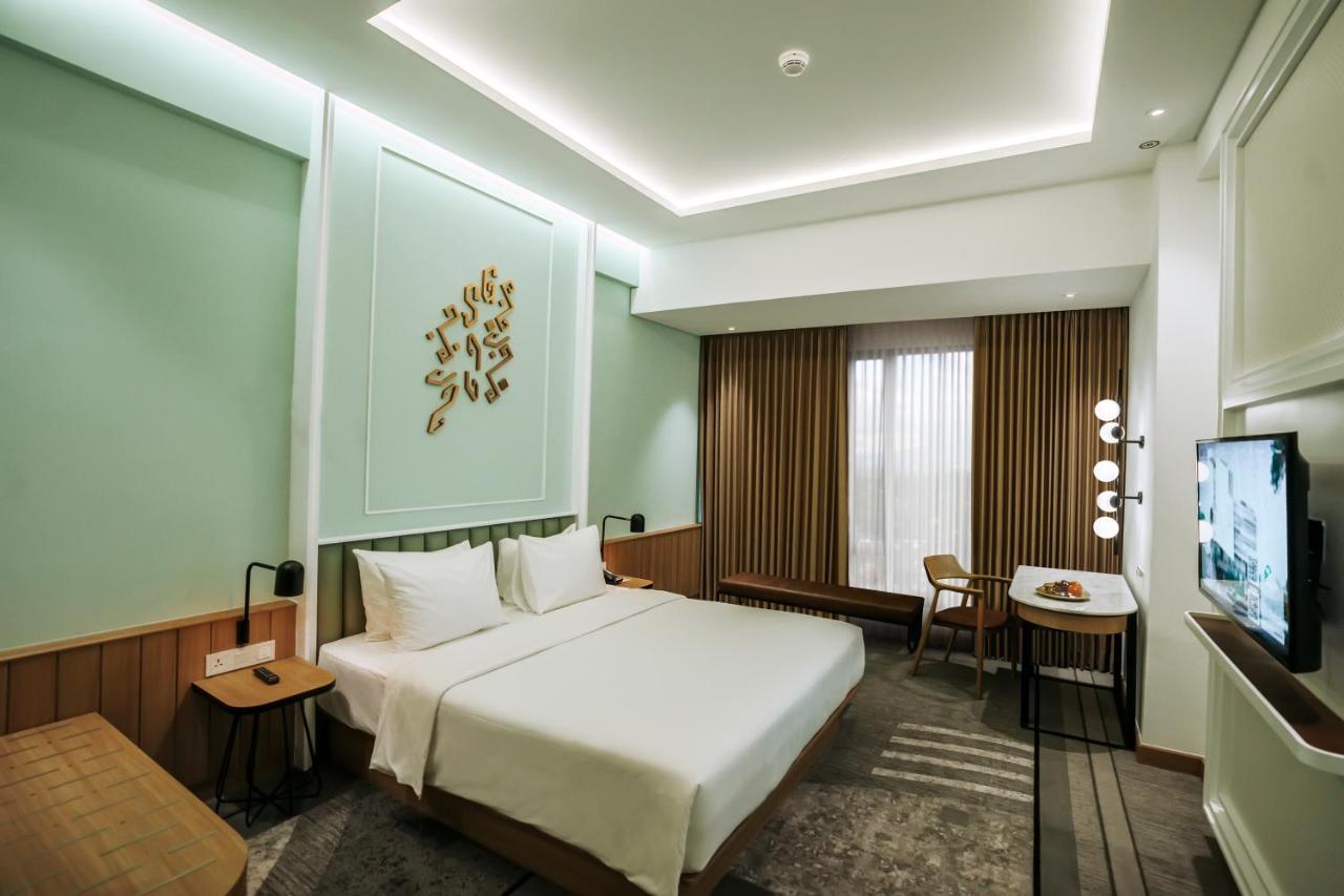 Luwansa Hotel And Convention Center 마나도 외부 사진